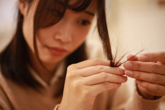 枝毛・切れ毛の原因と対策!健康な髪を育てるためのケアガイド